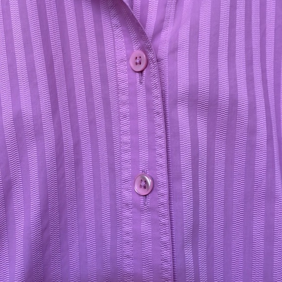 Ann Taylor Lilac Striped Dress Shirt Size Medium - Picture 3 of 6